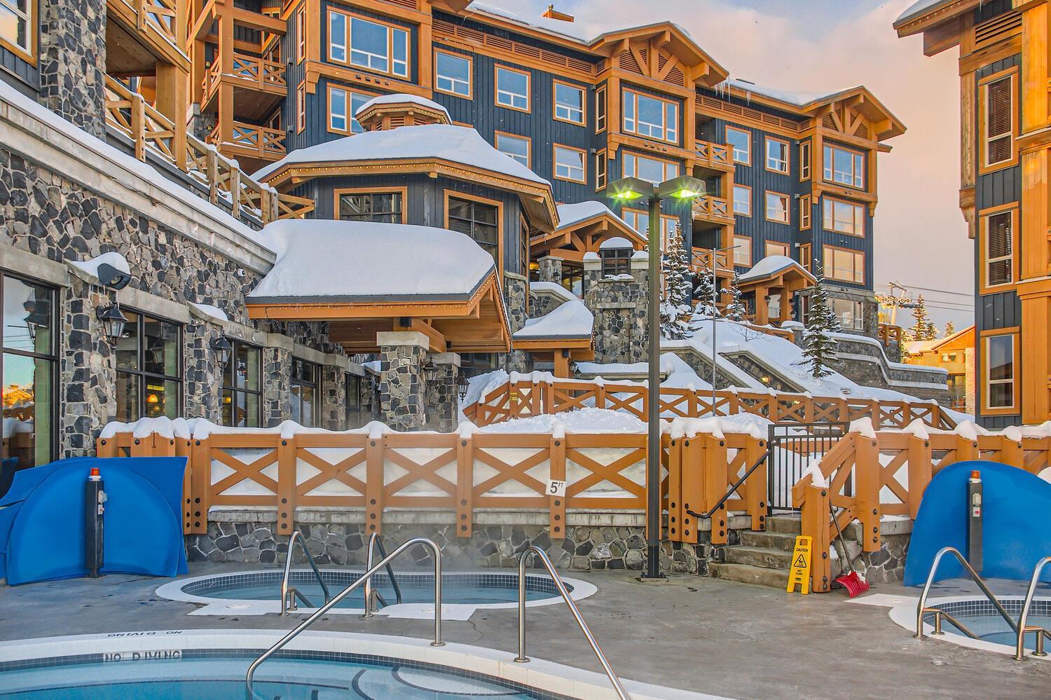 Stonegate Resort Unit C304 Big White Ski Resort Exterior photo